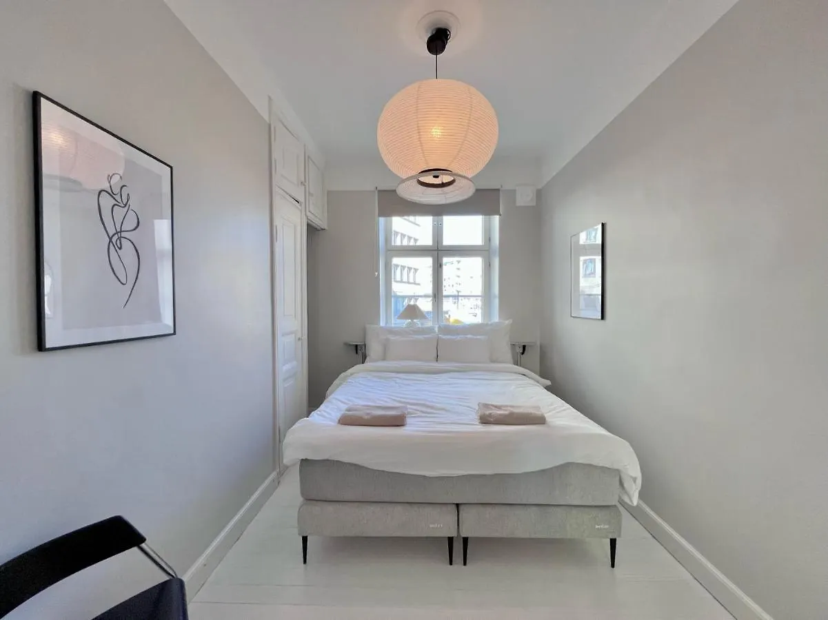 Stylish Flat Next To Metro Apartment Helsinki